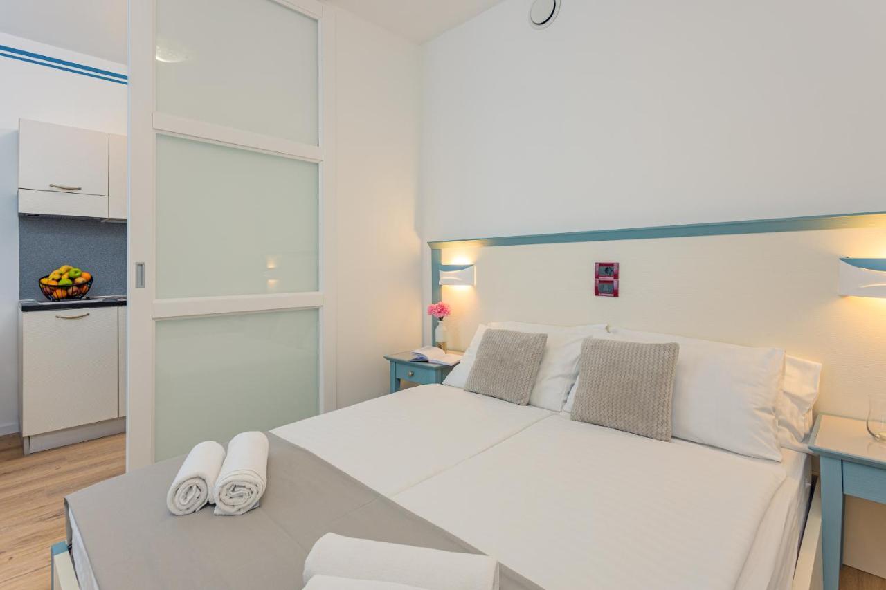 Superior One-Bedroom Apartment Balcony Sea View