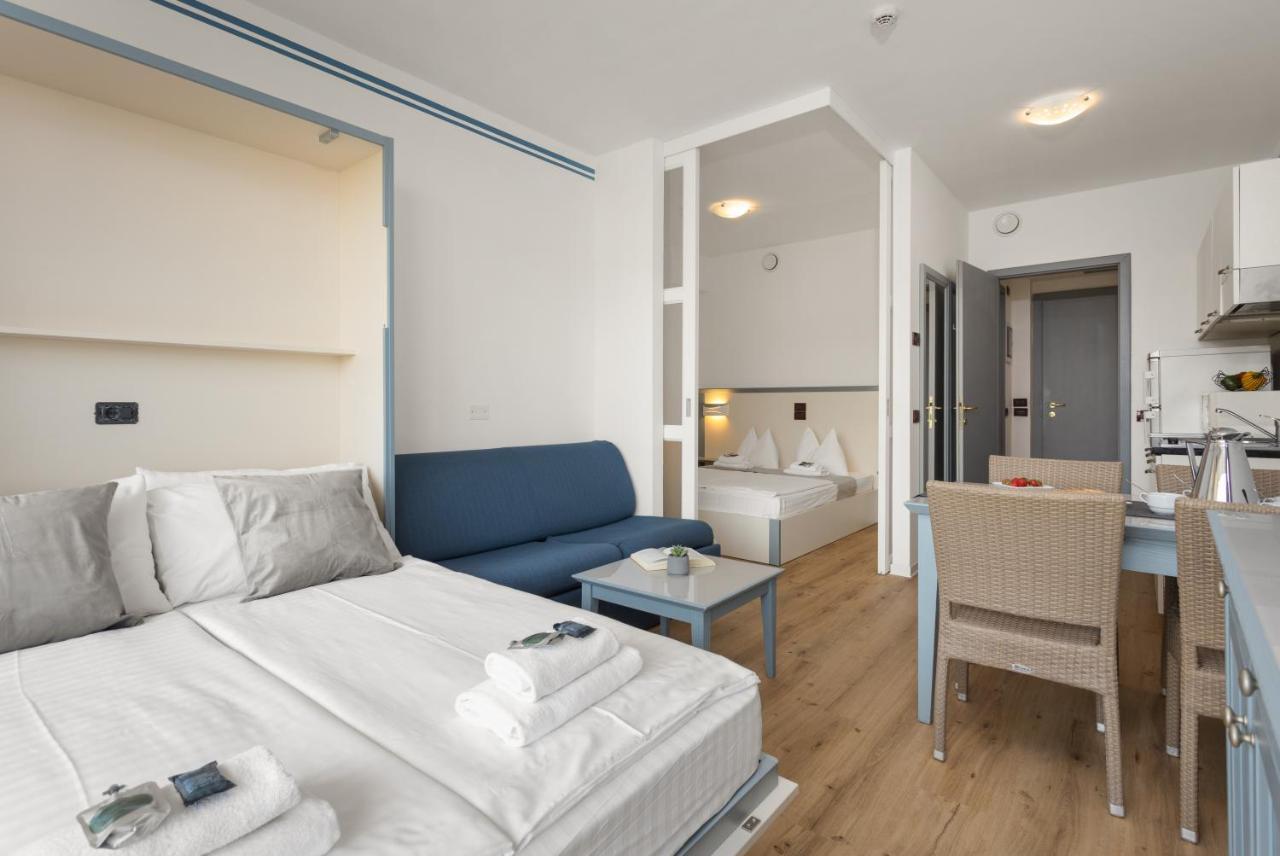 Superior One-Bedroom Apartment Balcony Sea View